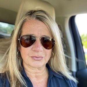 Meet your Posher, Toni